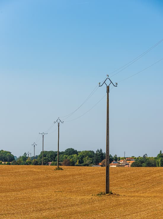 LIGNES MOYENNE TENSION-006